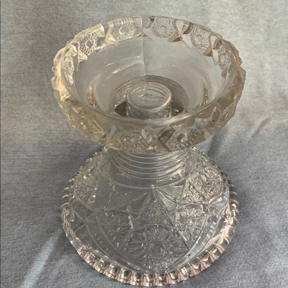 Elegant Glass Punch Bowl Pedestal - Picture 5 of 5